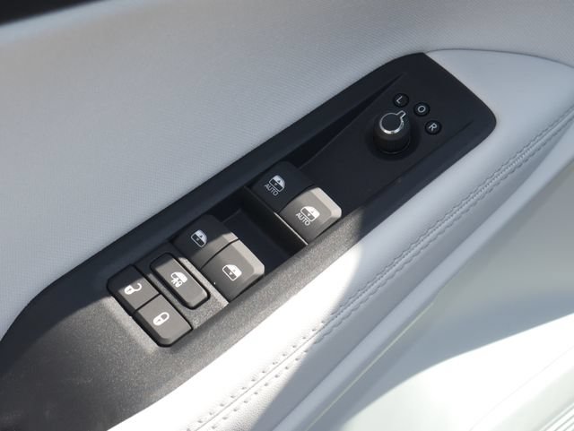 New 2026 Jeep Cherokee Laredo AWD/4WD image 14