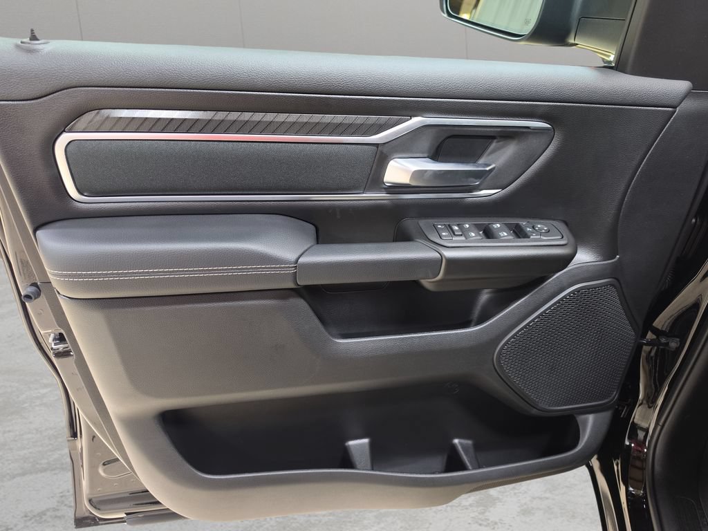 New 2027 RAM 1500 4x4 Crew Cab image 12