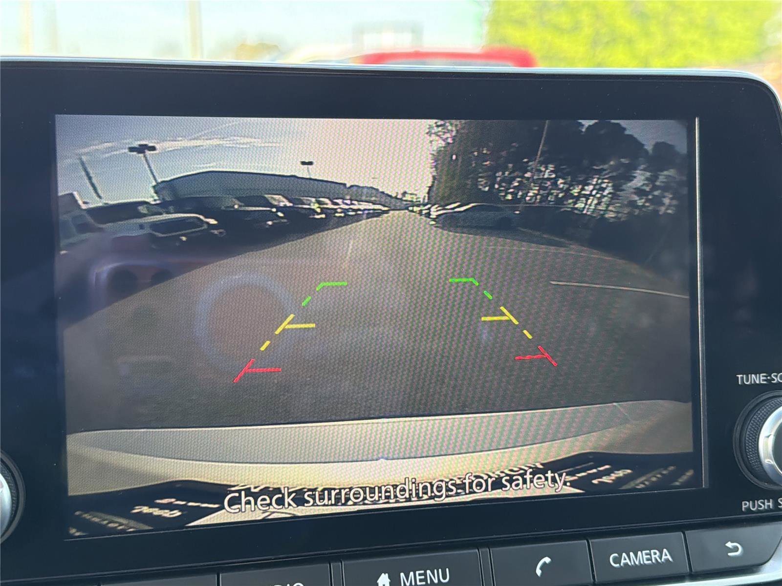 Used 2025 Nissan Rogue SV image 28