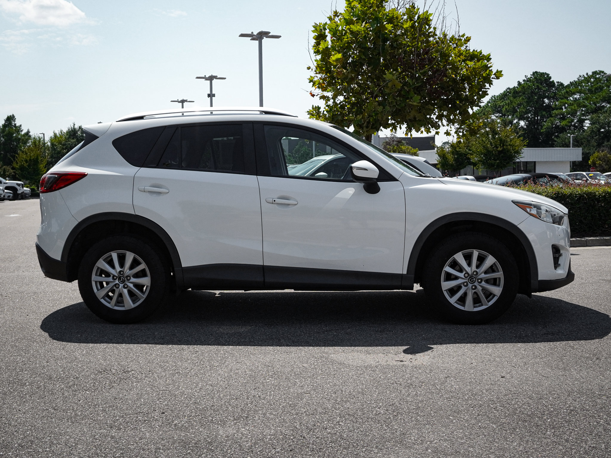 Used 2016 MAZDA CX-5 Touring FWD image 11