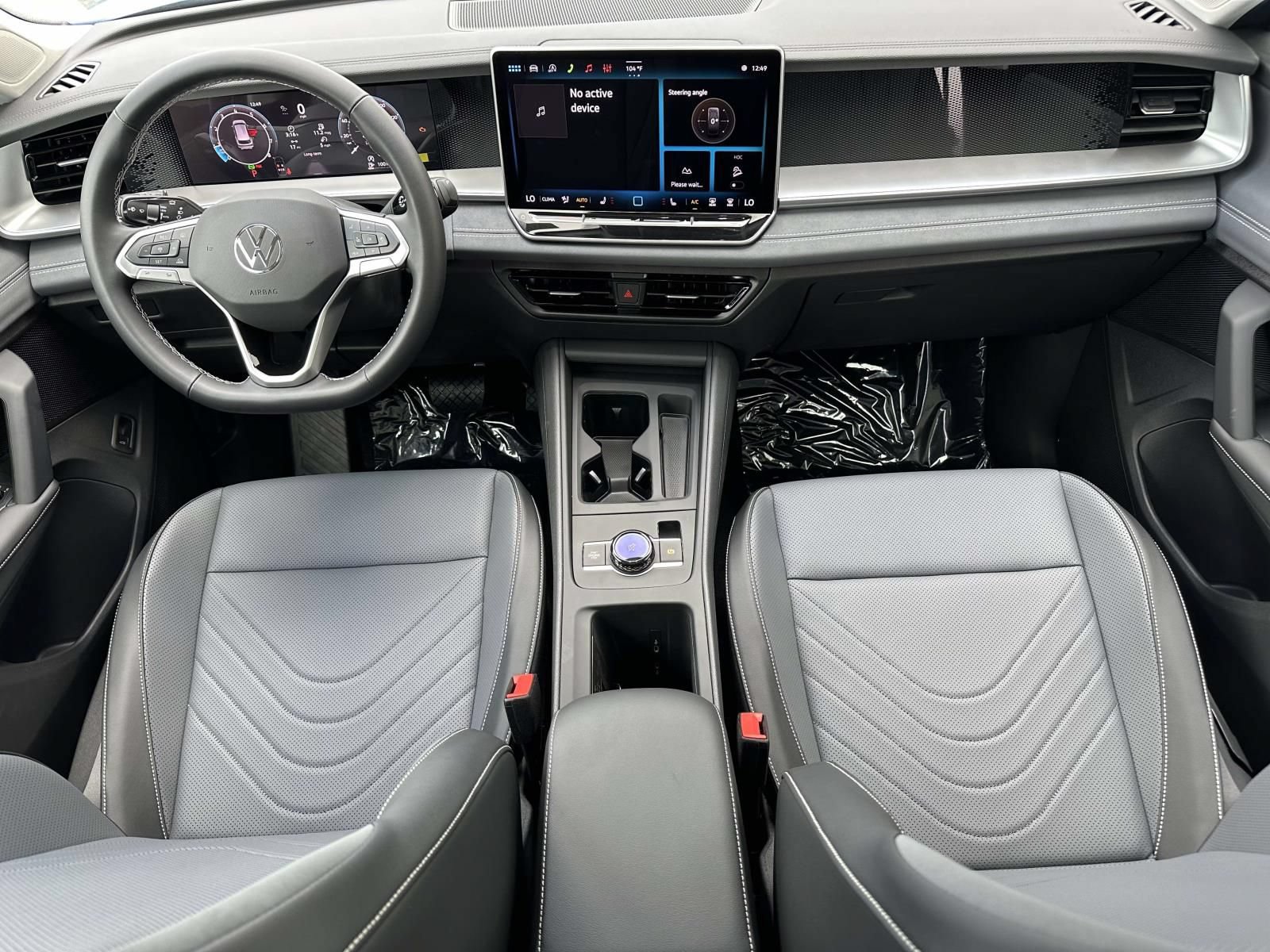 New 2026 Volkswagen Tiguan SE AWD/4WD image 11