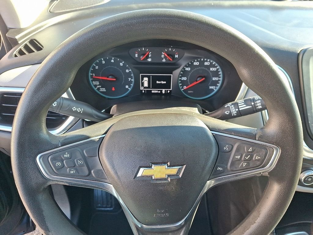 Used 2018 Chevrolet Equinox LS image 19