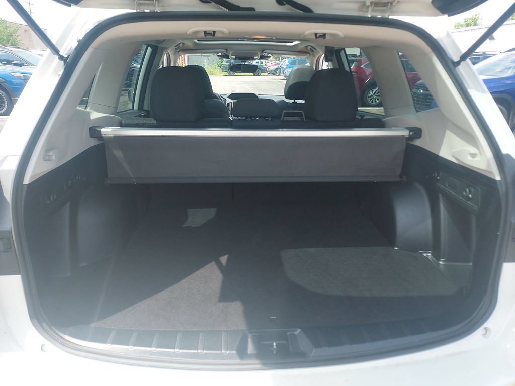 Certified 2024 Subaru Forester Premium AWD/4WD image 34