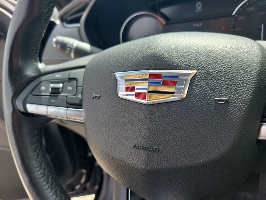 Used 2020 Cadillac XT4 Premium Luxury image 25