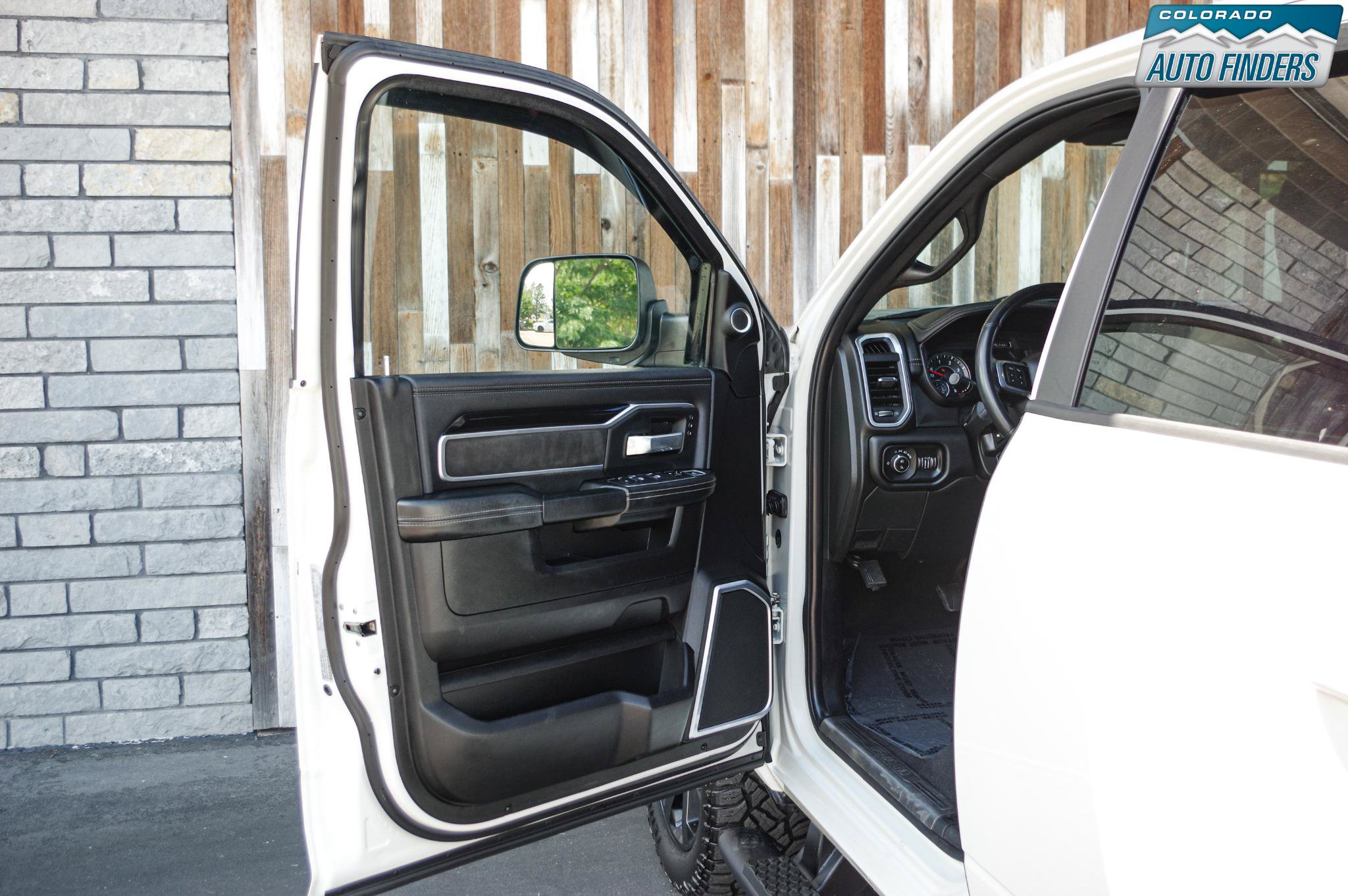 Used 2020 RAM 2500 Laramie AWD/4WD image 10