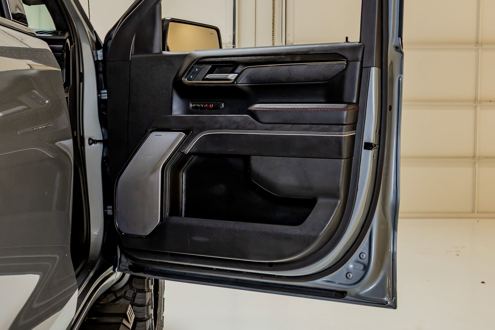 Used 2024 GMC Sierra 1500 AT4X image 36