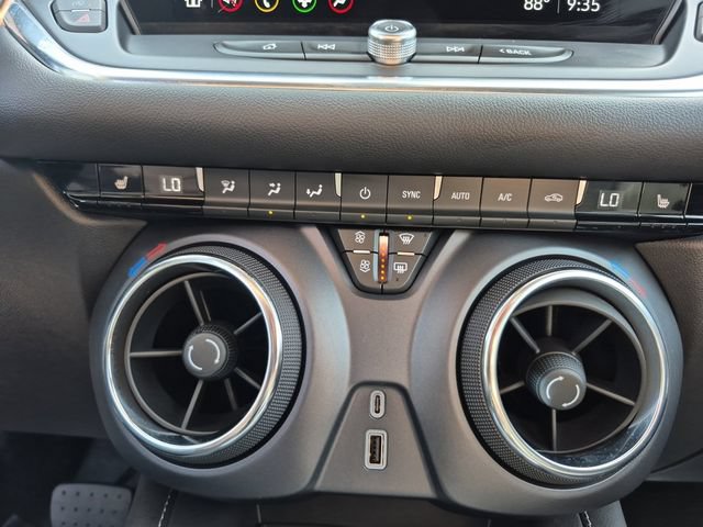 Used 2026 Chevrolet Blazer LT w/ Convenience Package AWD/4WD image 24