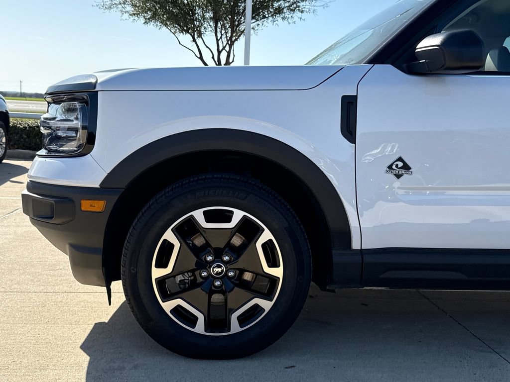 Used 2024 Ford Bronco Sport Outer Banks w/ Tech Package image 5