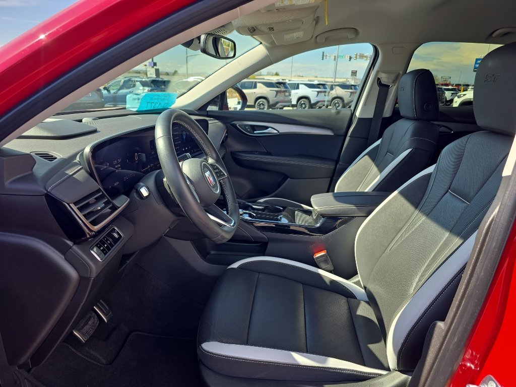 Certified 2025 Buick Envision Sport Touring AWD/4WD image 9