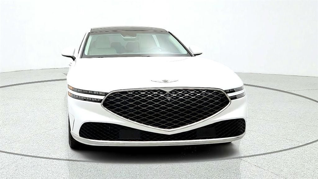 Used 2025 Genesis G90 3.5T AWD/4WD image 2