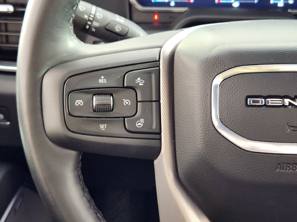 Used 2024 GMC Sierra 2500 Denali w/ Denali Reserve Package AWD/4WD image 18