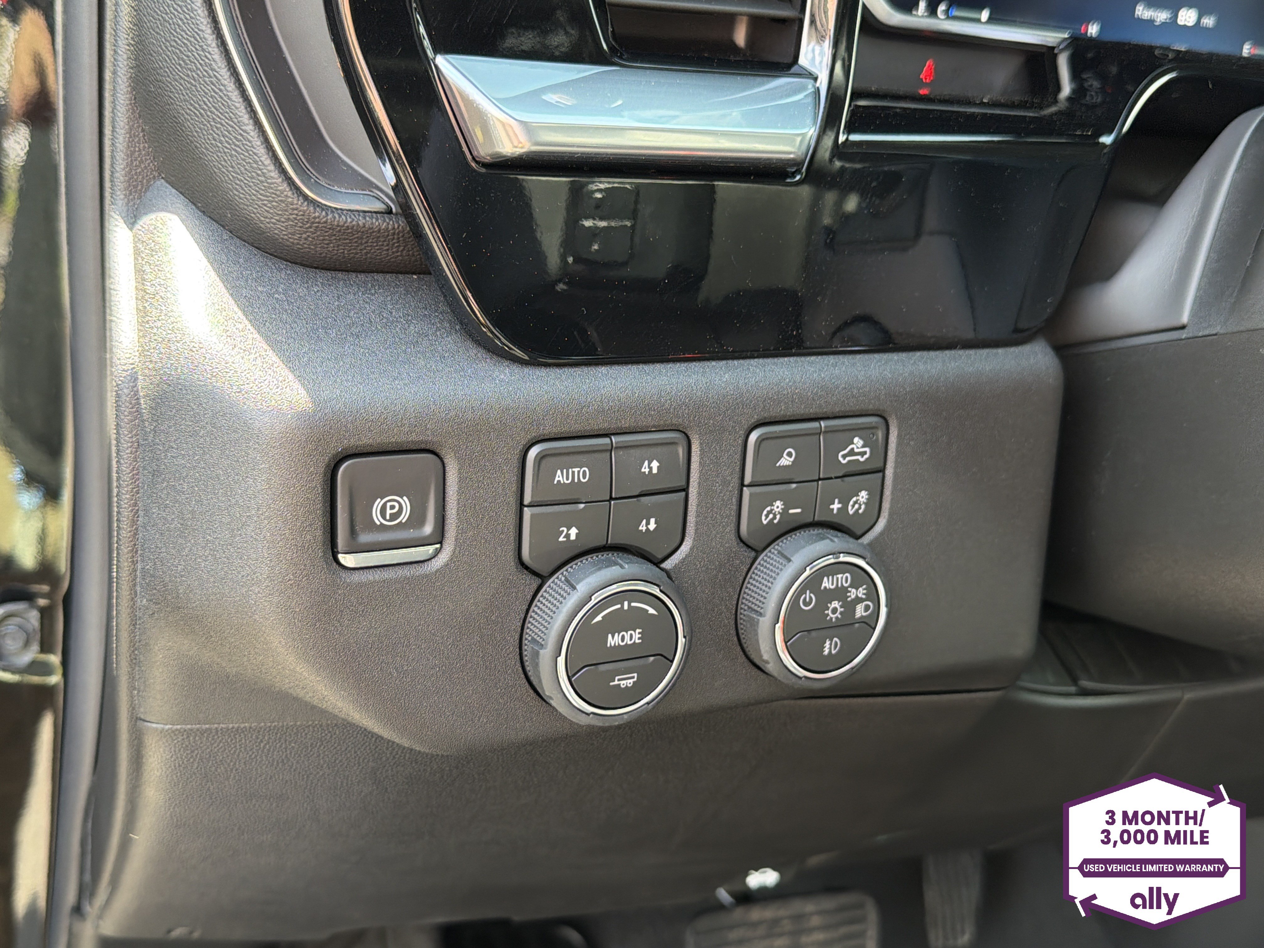 Used 2026 Chevrolet Silverado 1500 LTZ AWD/4WD image 16
