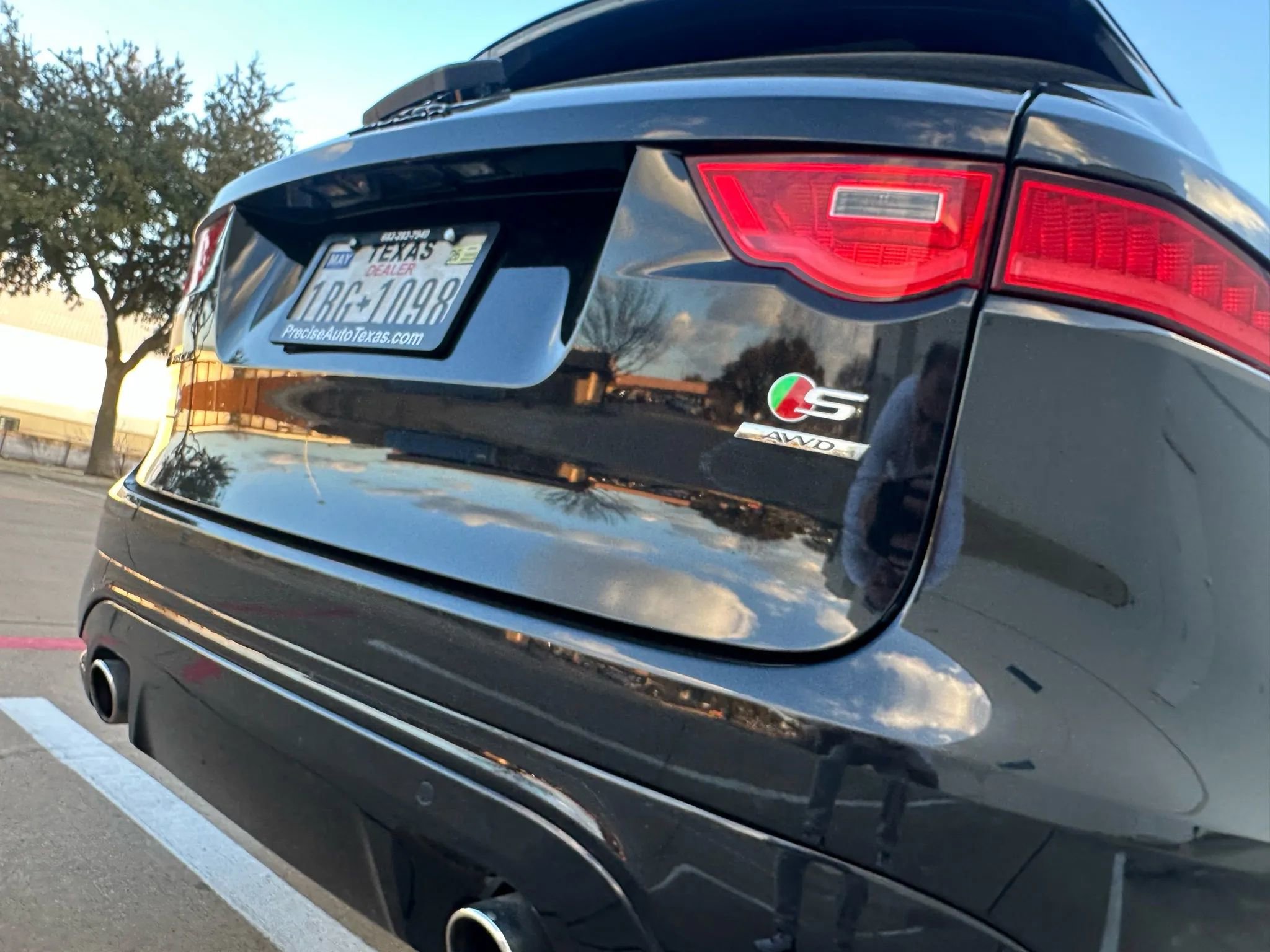 Used 2019 Jaguar F-PACE S AWD/4WD image 11