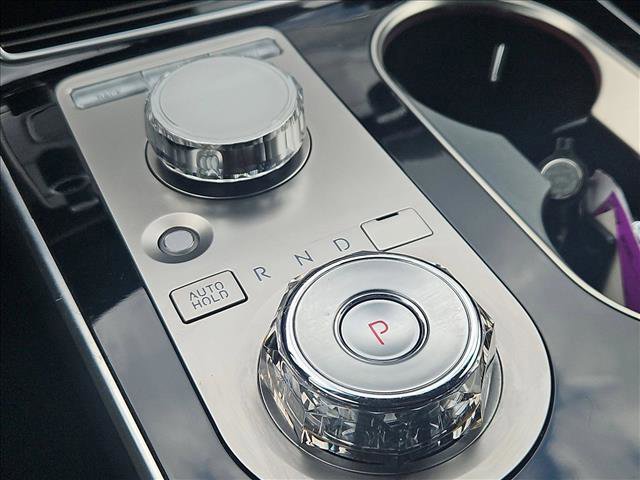 Used 2025 Genesis GV80 2.5T Standard AWD/4WD image 12