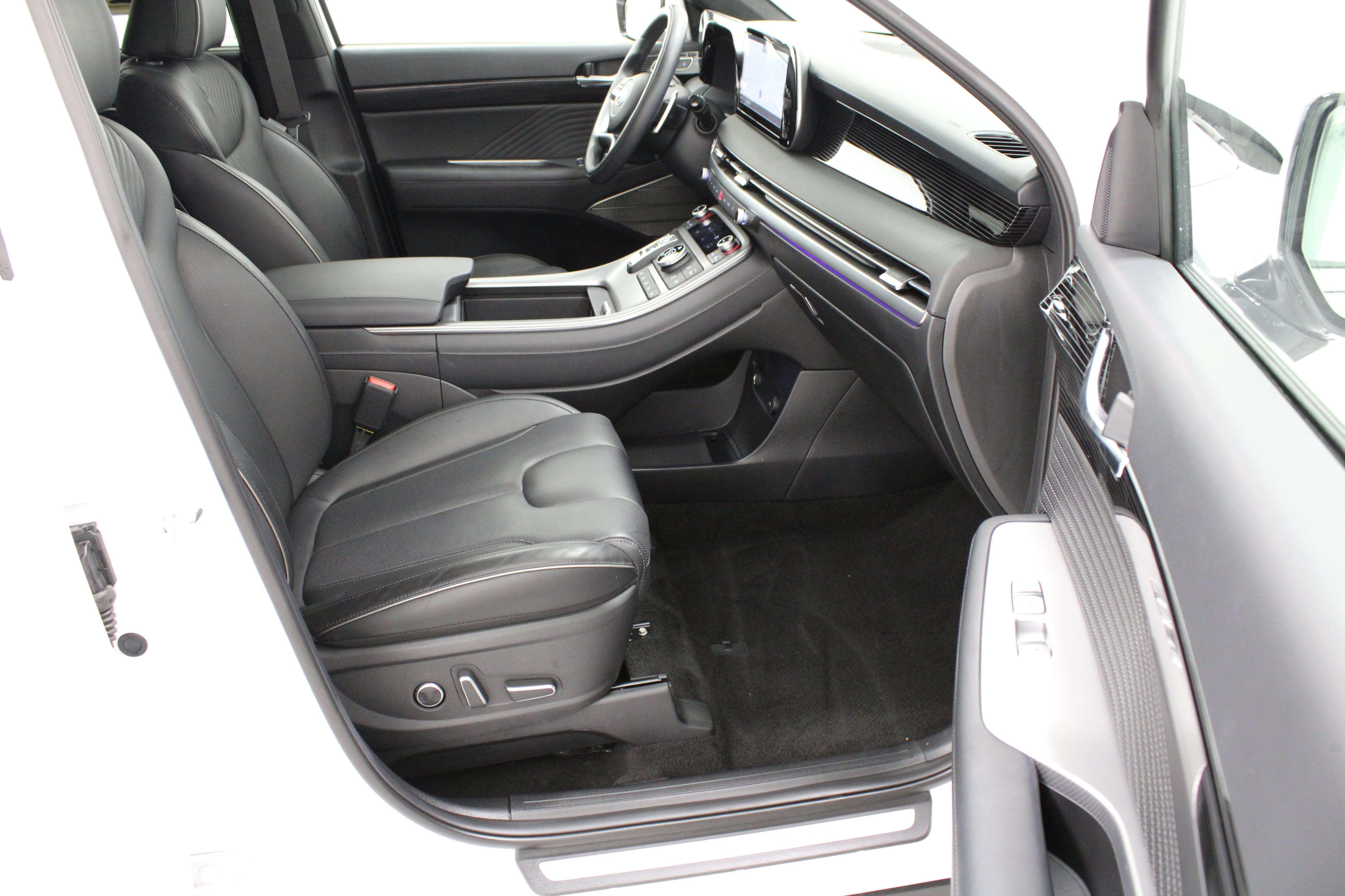 Used 2025 Hyundai Palisade Calligraphy AWD/4WD image 44