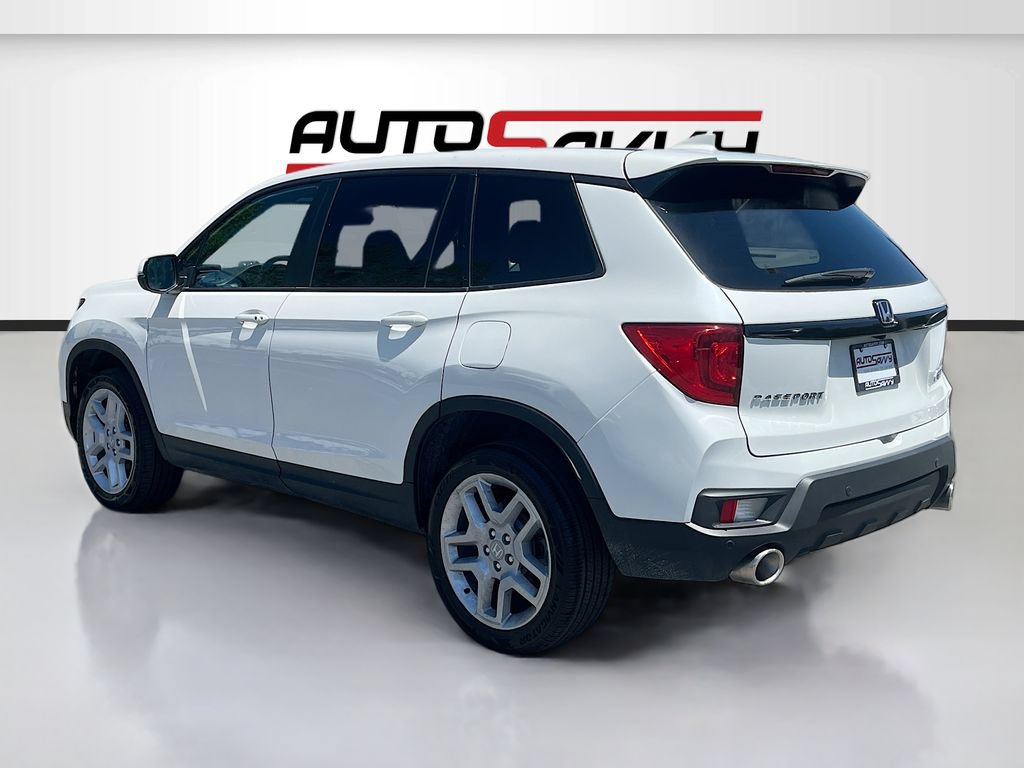 Used 2025 Honda Passport EX-L image 5