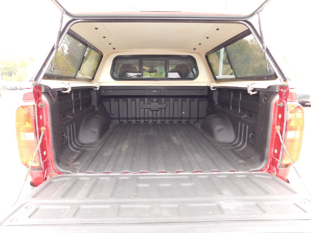 Used 2018 Chevrolet Colorado Z71 AWD/4WD image 10