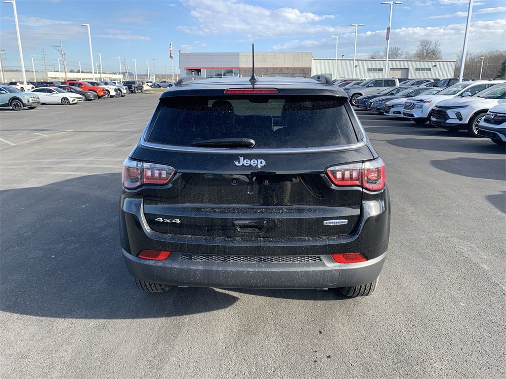 New 2026 Jeep Compass Latitude image 7