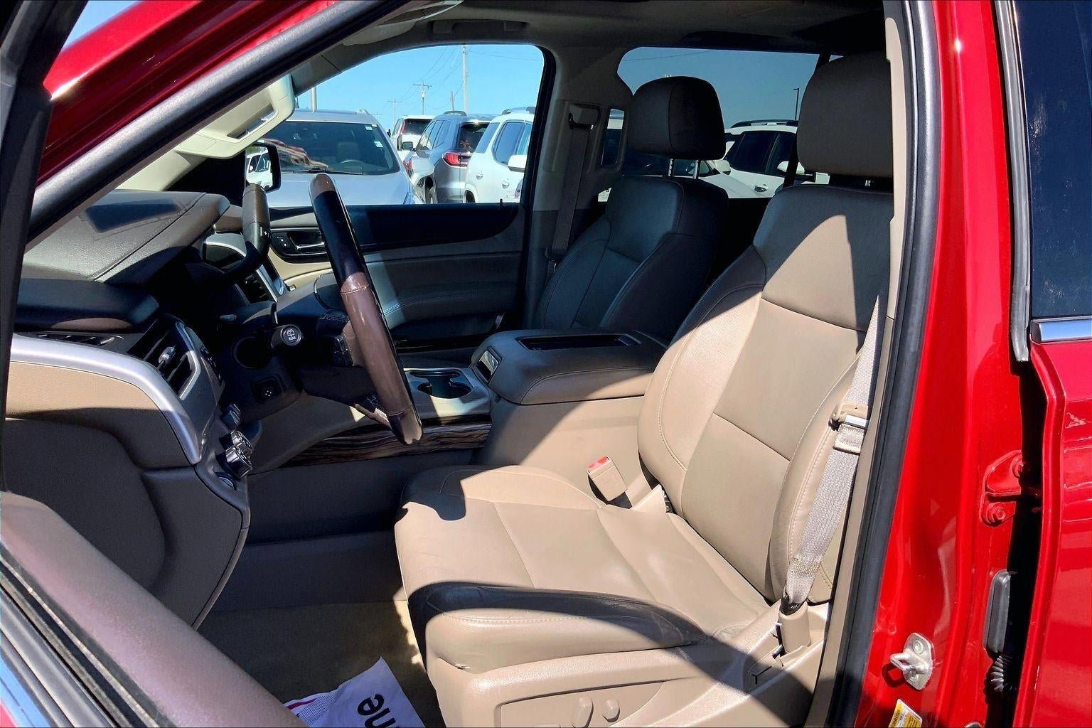 Used 2015 GMC Yukon XL SLT w/ Open Road Package AWD/4WD image 22