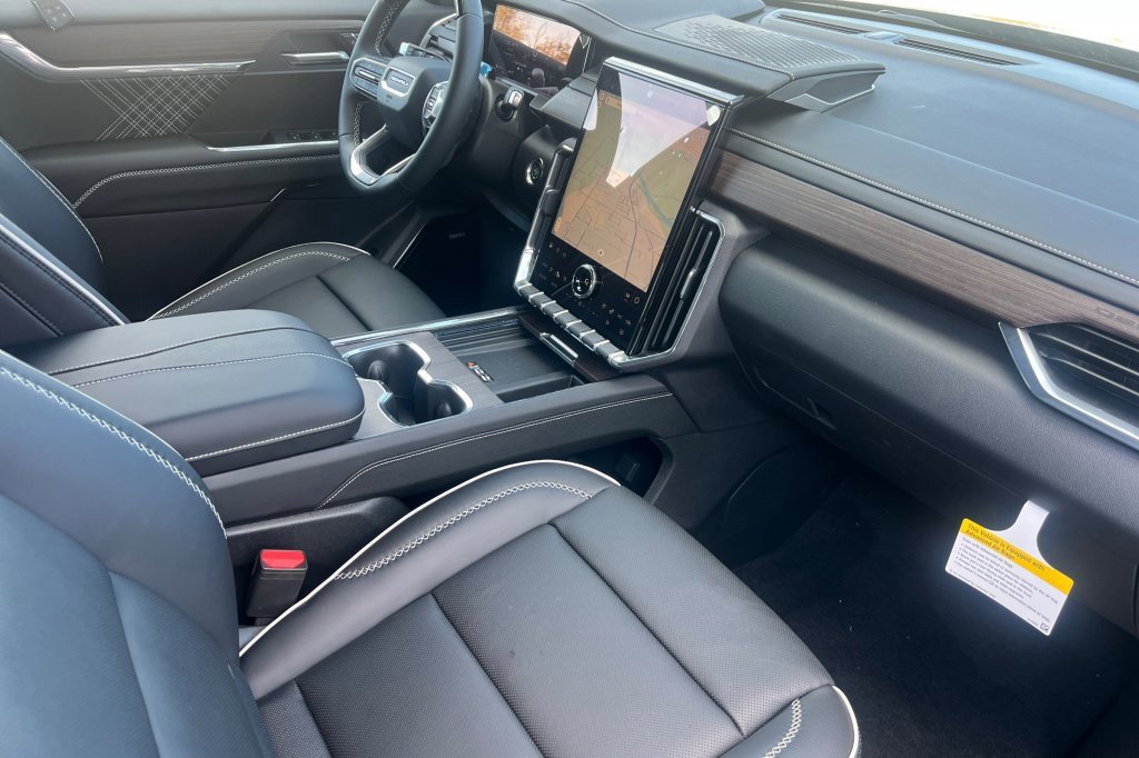 New 2026 GMC Acadia Denali image 14