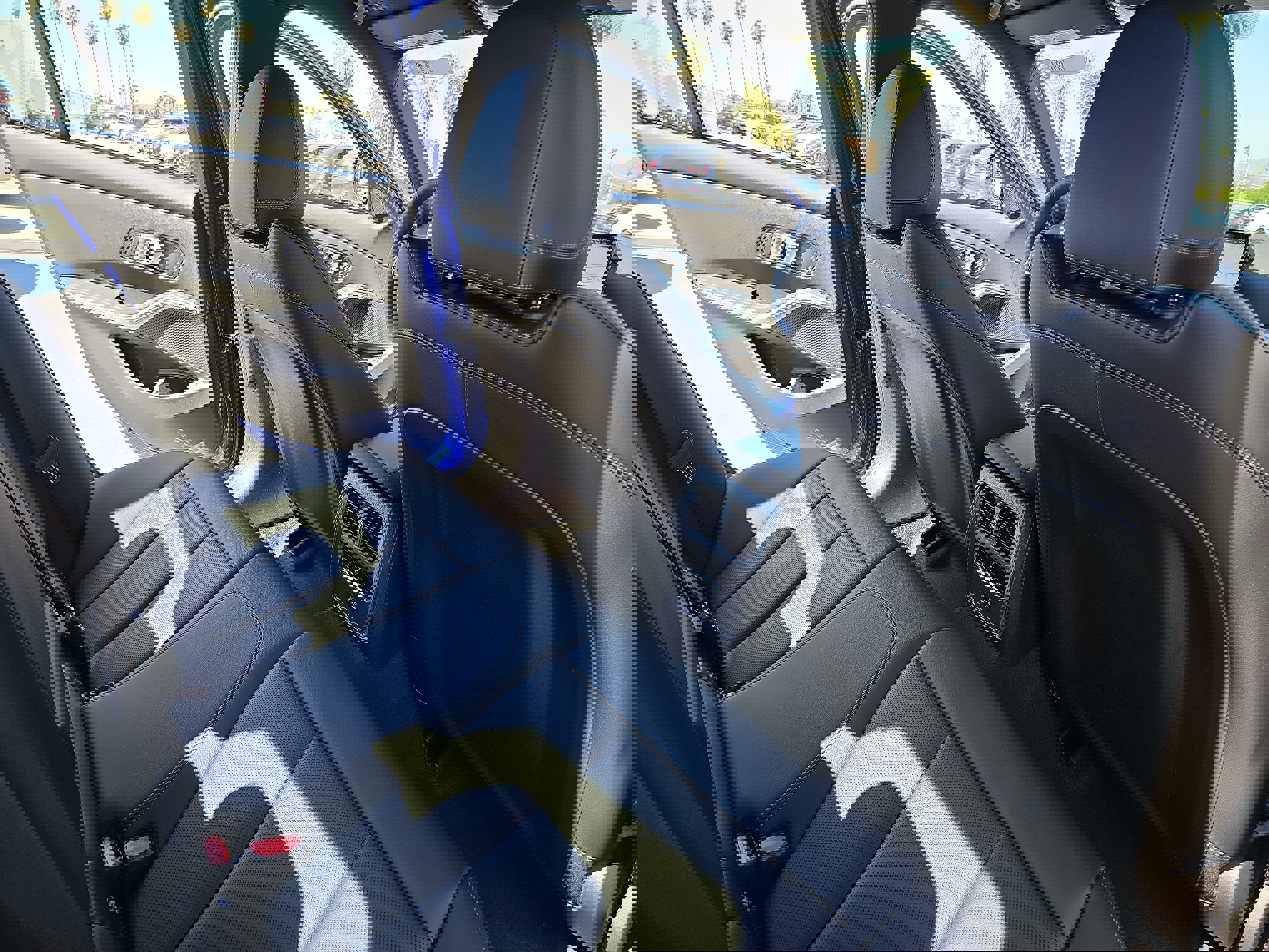 New 2026 BMW 330i Sedan w/ M Sport Package image 11