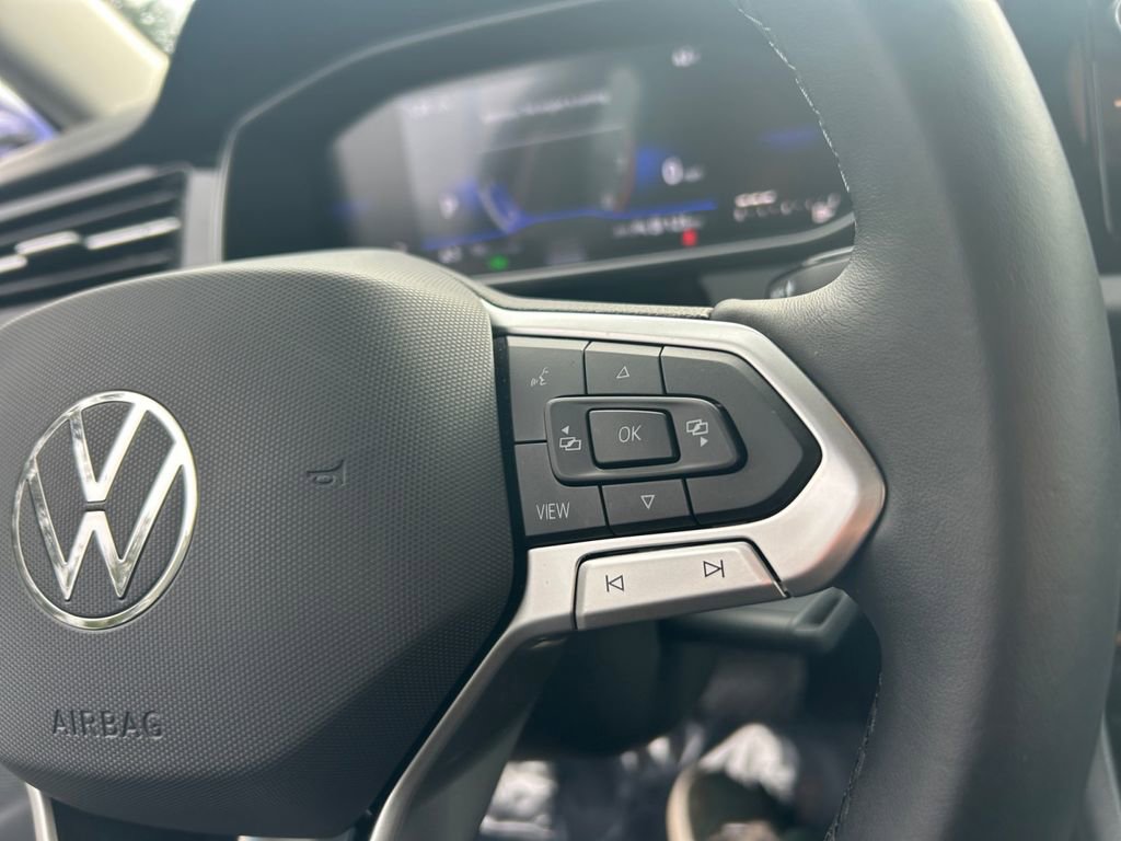 Used 2025 Volkswagen Jetta S image 18