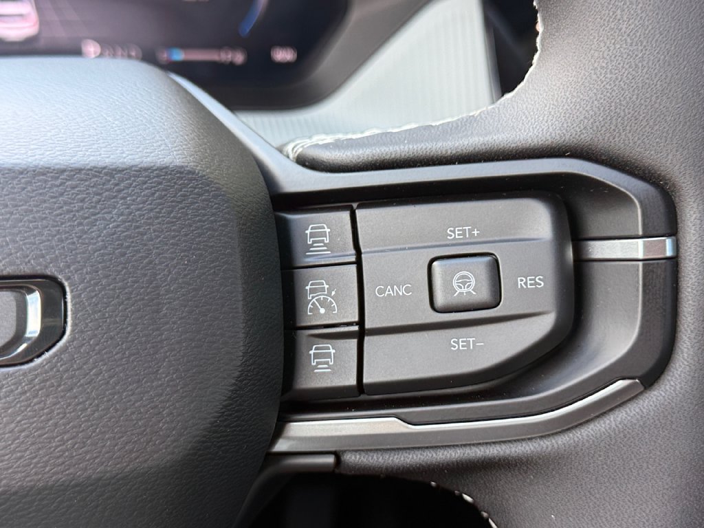 New 2026 Jeep Cherokee Laredo AWD/4WD image 25