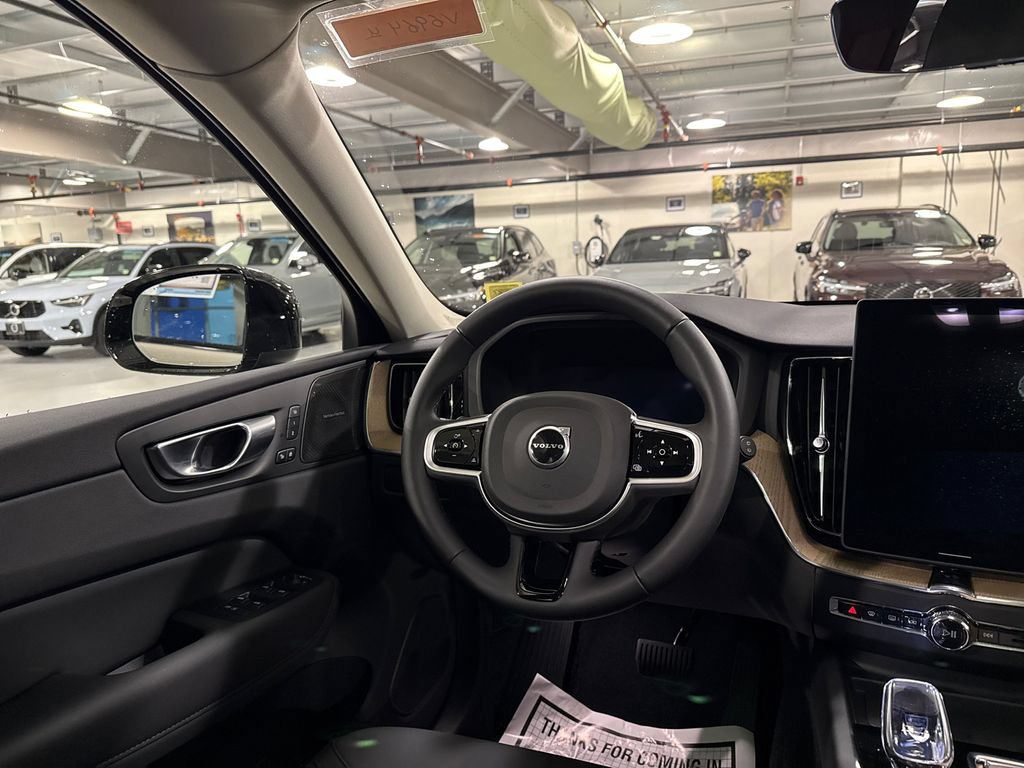 Used 2026 Volvo XC60 B5 Plus w/ Climate Package AWD/4WD image 23