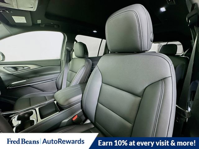 New 2026 Chevrolet Traverse LT w/ Sun and Wheel Package AWD/4WD image 13