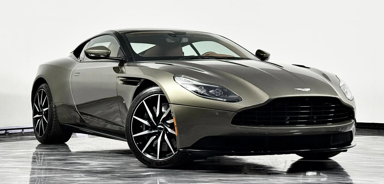 Used 2018 Aston Martin DB11 V12 RWD image 2
