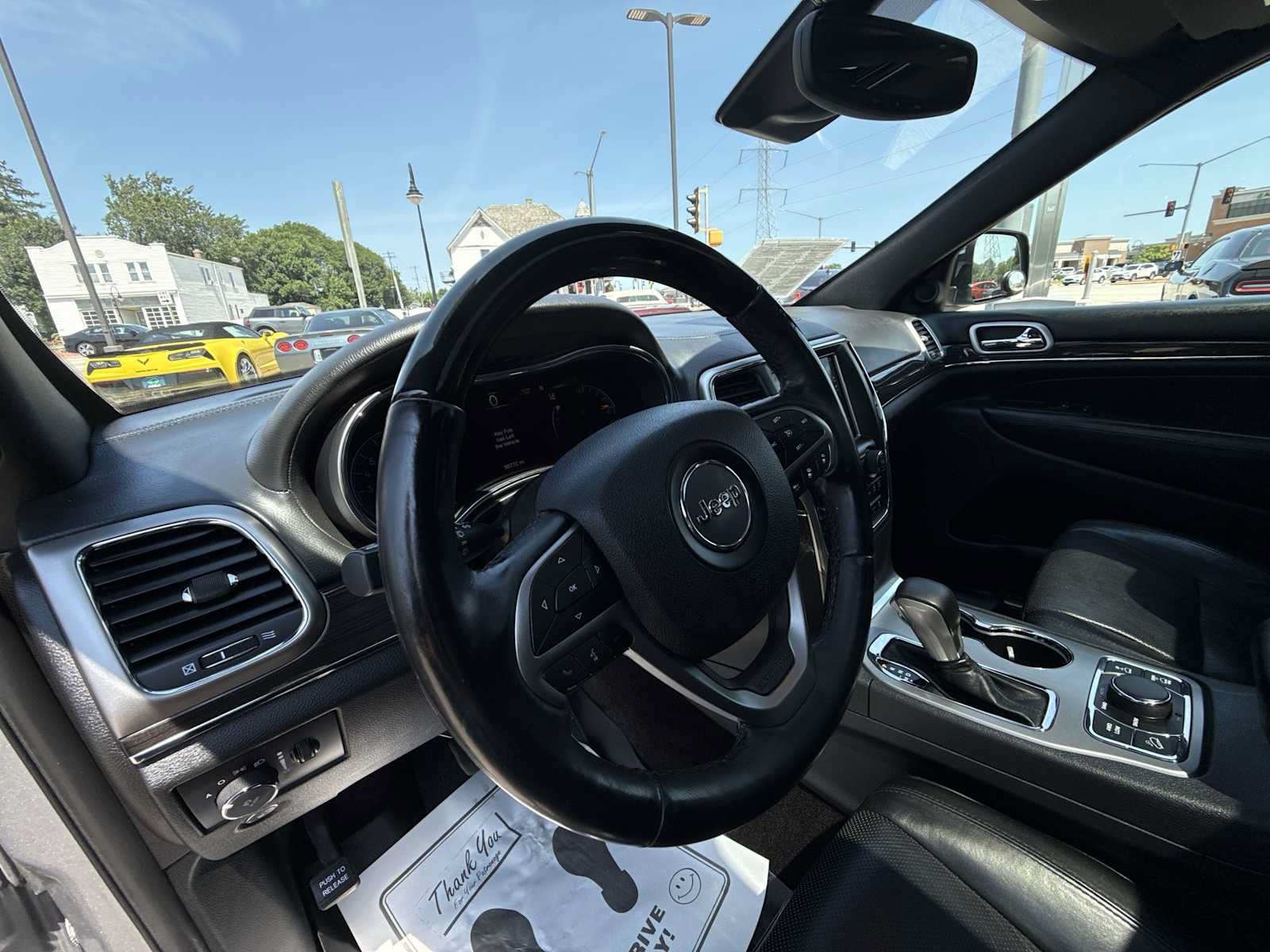 Used 2018 Jeep Grand Cherokee Overland AWD/4WD image 10