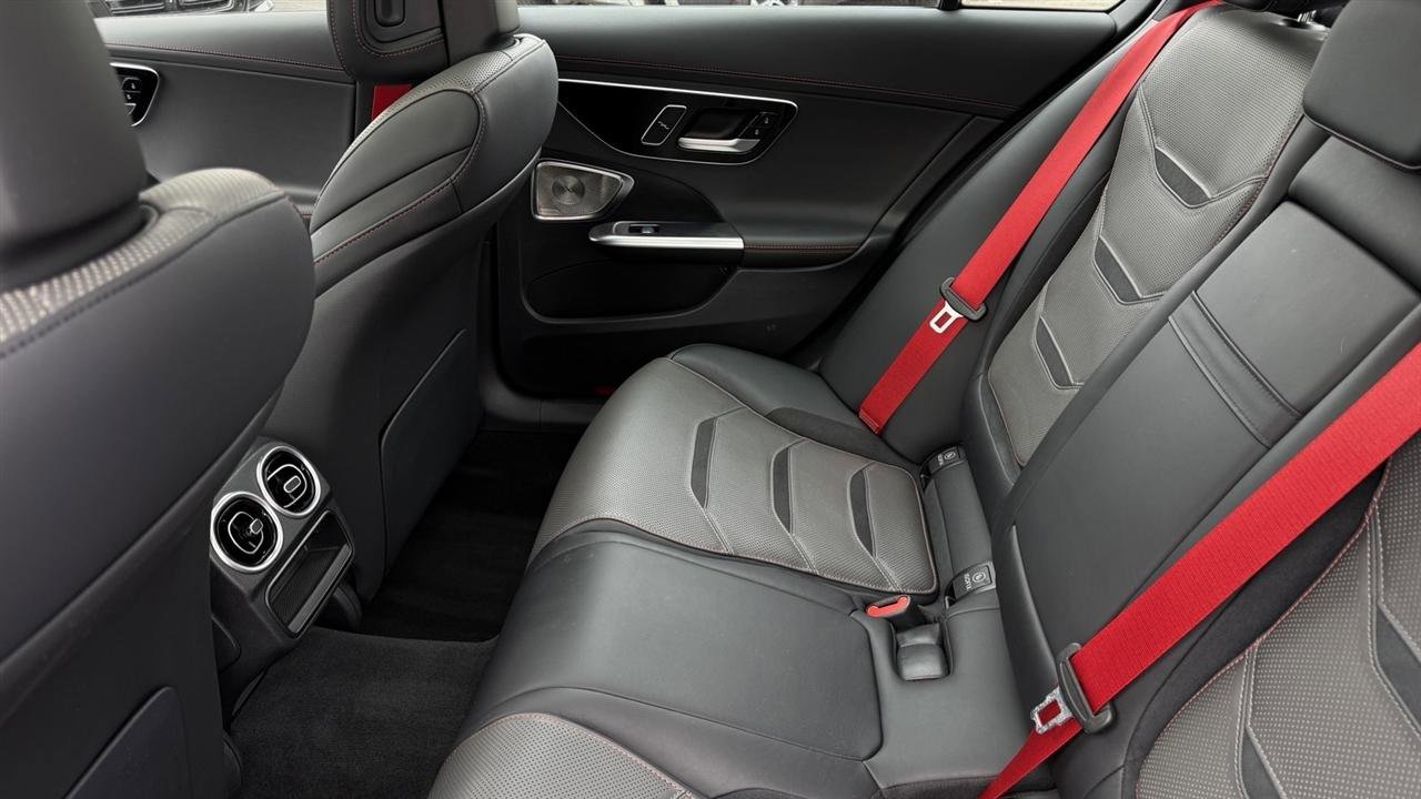 Used 2024 Mercedes-Benz C 36 AMG S image 21