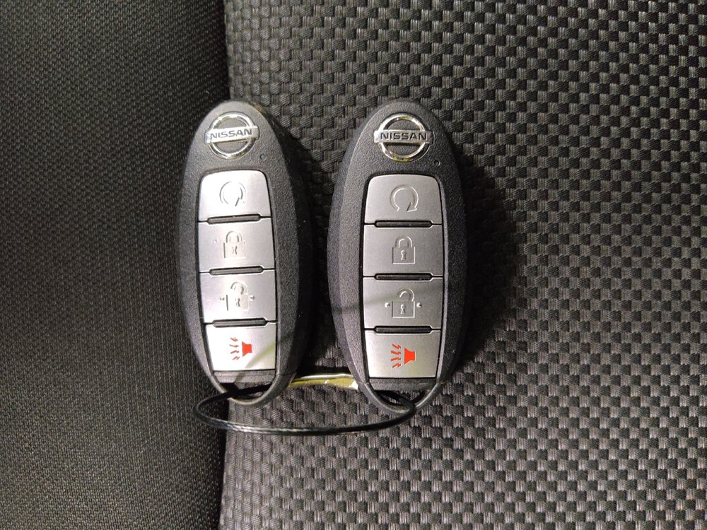 Used 2020 Nissan Pathfinder SV FWD image 32