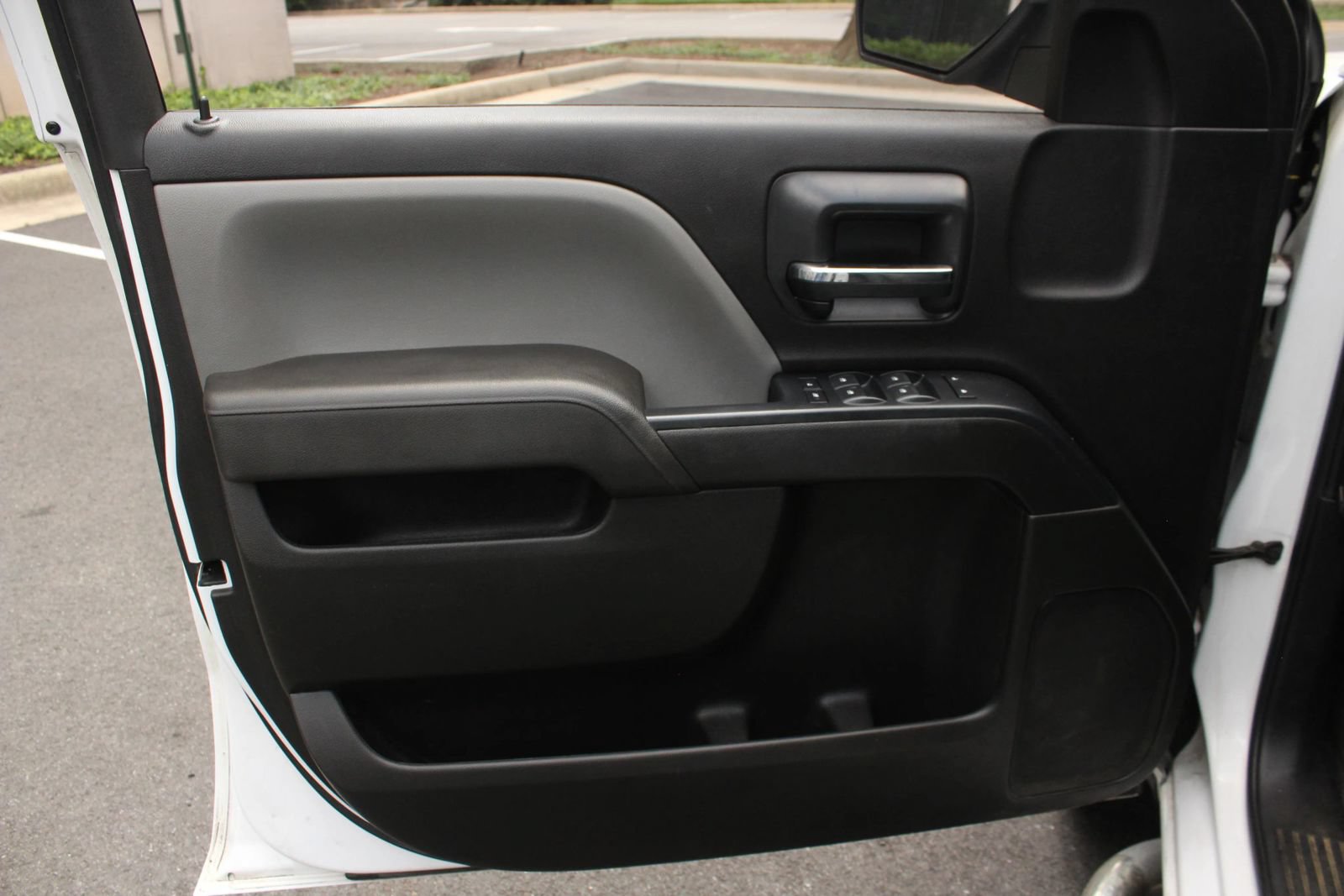 Used 2017 Chevrolet Silverado 1500 W/T AWD/4WD image 14