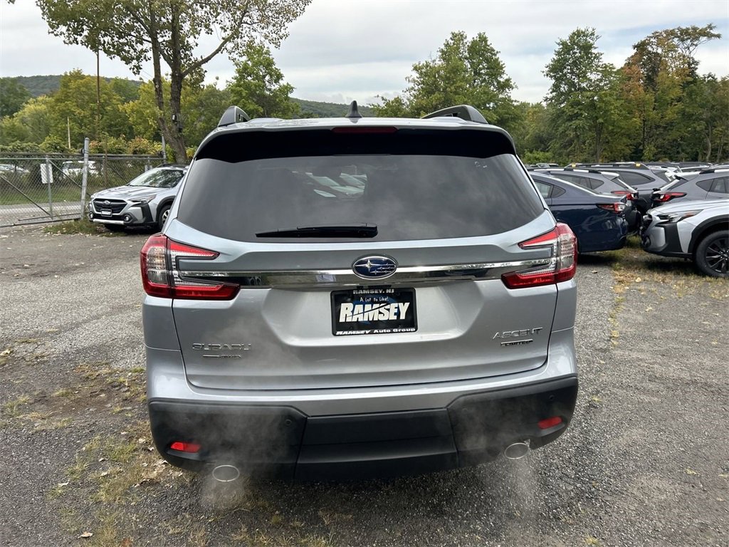 New 2025 Subaru Ascent Limited image 7