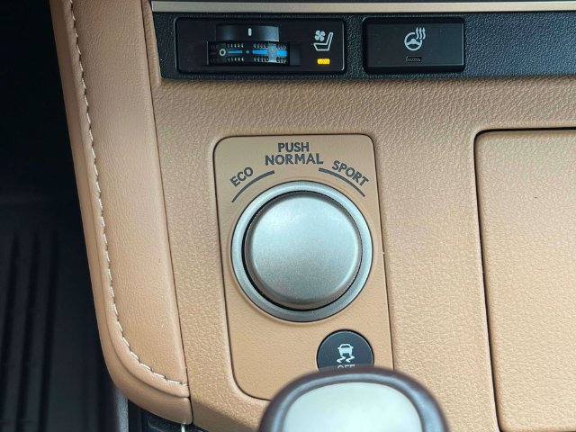Used 2018 Lexus ES 350 w/ Navigation System Package FWD image 12