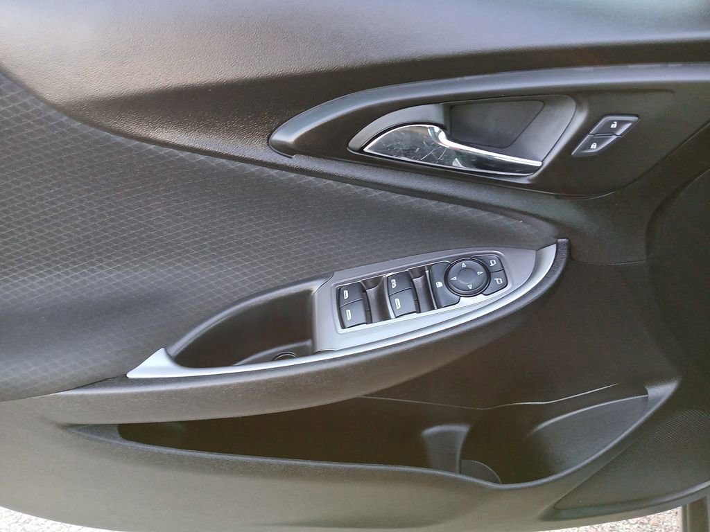 Used 2024 Chevrolet Malibu LT image 23