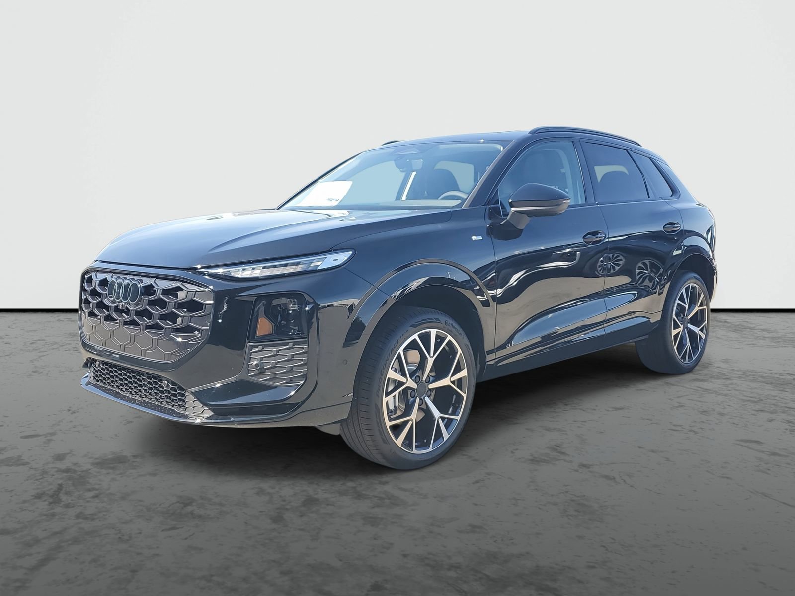 New 2026 Audi Q3 quattro 2.0T AWD/4WD image 2