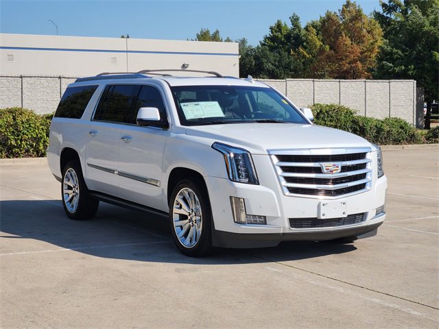 Used 2019 Cadillac Escalade ESV Premium Luxury image 3
