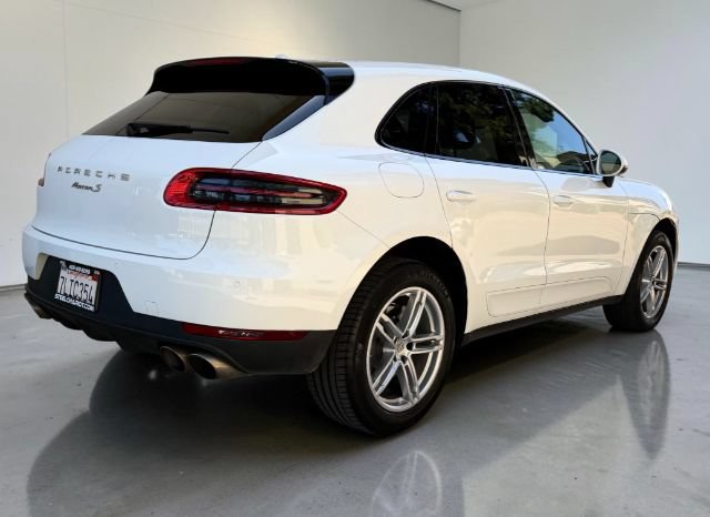 Used 2015 Porsche Macan S AWD/4WD image 7