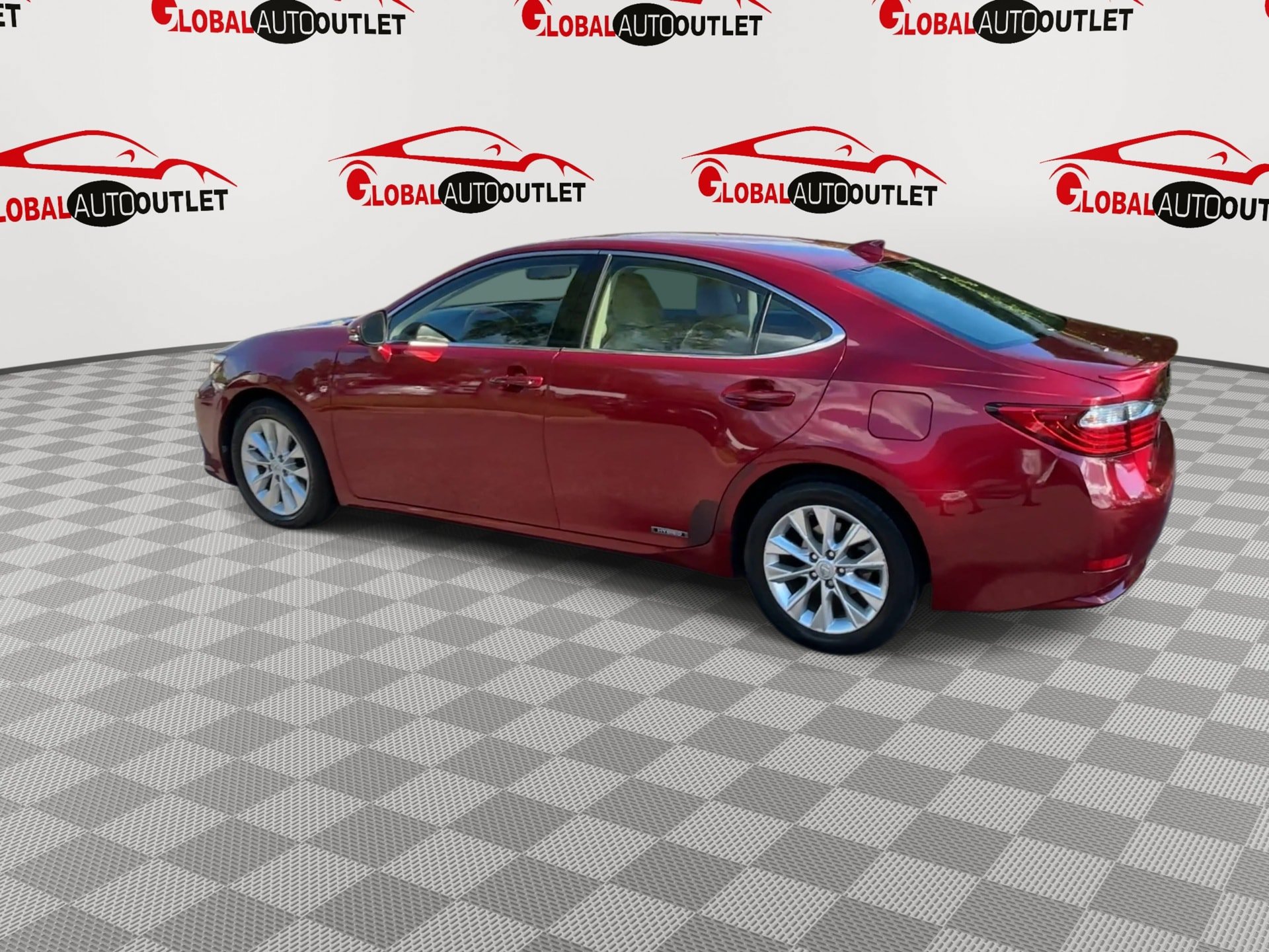 Used 2015 Lexus ES 300h w/ Navigation System Package FWD image 6
