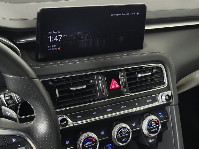 Used 2023 Genesis G70 2.0T RWD image 26