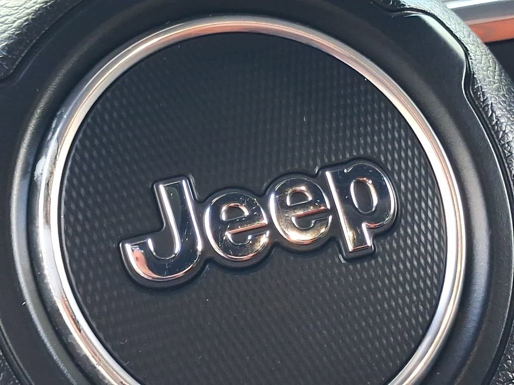 Used 2023 Jeep Wrangler Unlimited Sahara w/ Cold Weather Group AWD/4WD image 39