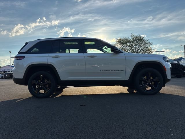 New 2027 Jeep Grand Cherokee Limited AWD/4WD image 28