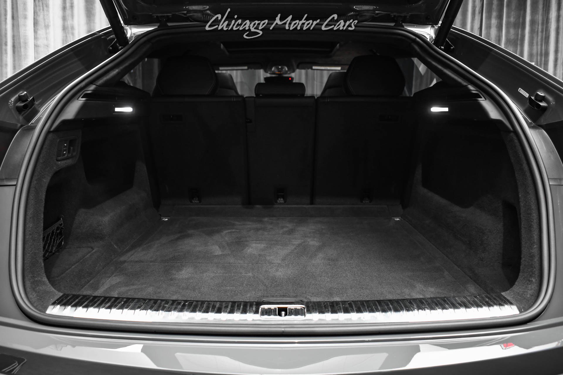 Used 2021 Lamborghini Urus AWD/4WD image 57