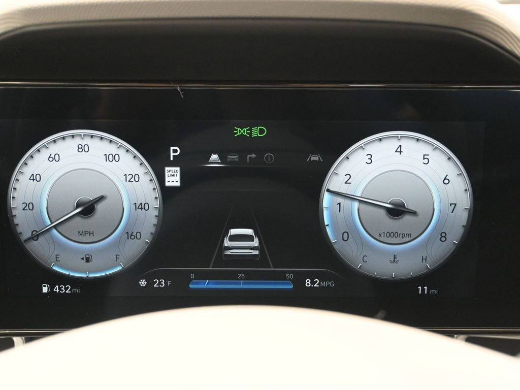 Certified 2025 Hyundai Elantra SEL image 22