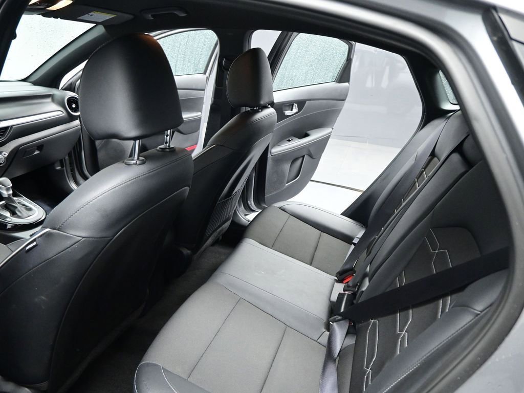 Used 2023 Kia Forte GT-Line w/ GT-Line Technology Package image 21