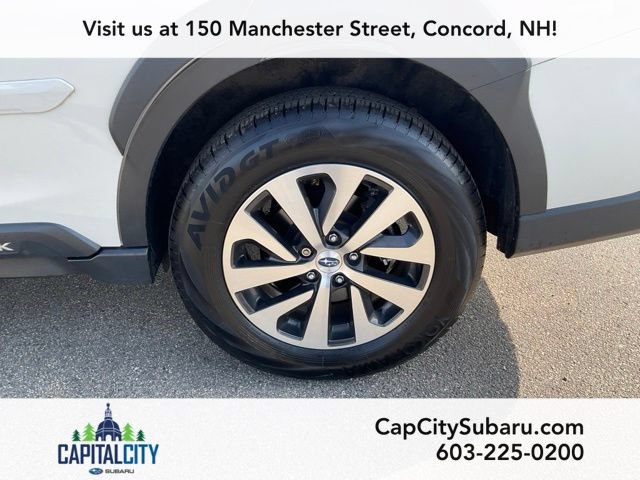 Used 2025 Subaru Outback Premium AWD/4WD image 6