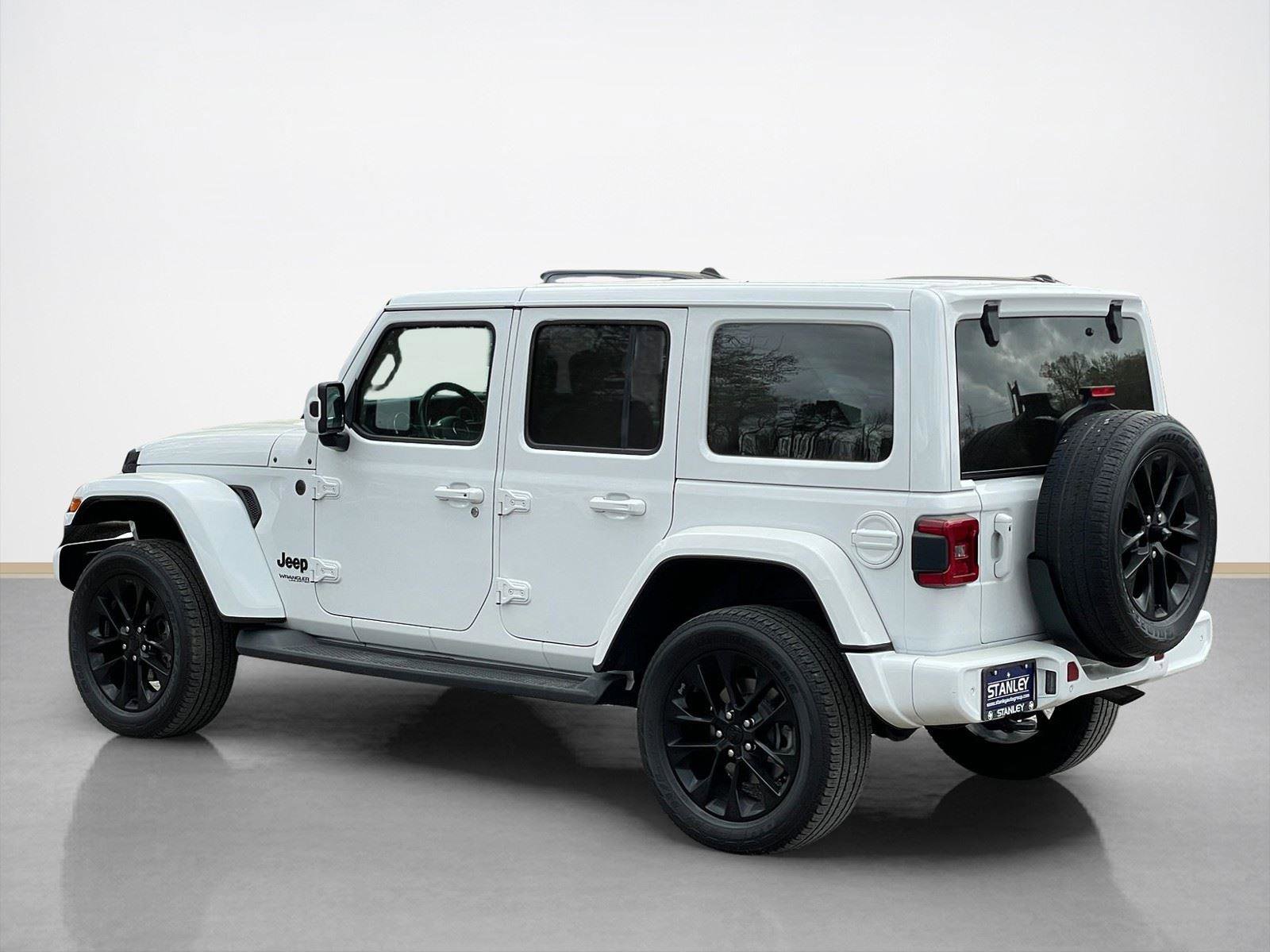 Certified 2021 Jeep Wrangler Unlimited Sahara image 5
