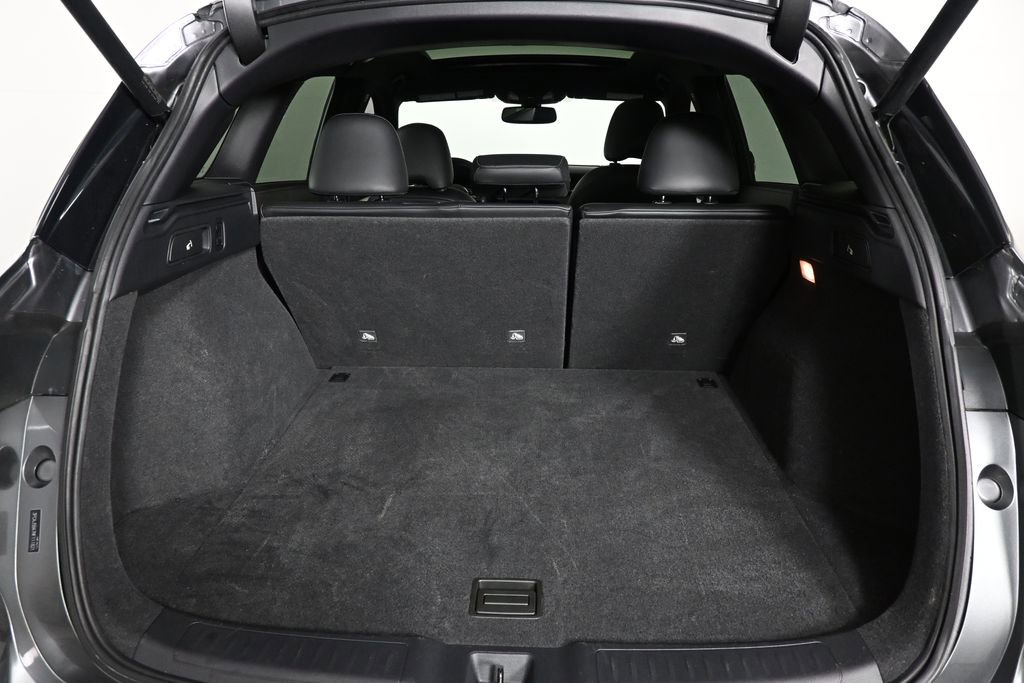 Used 2021 INFINITI QX50 Luxe w/ Appearance Package FWD image 29